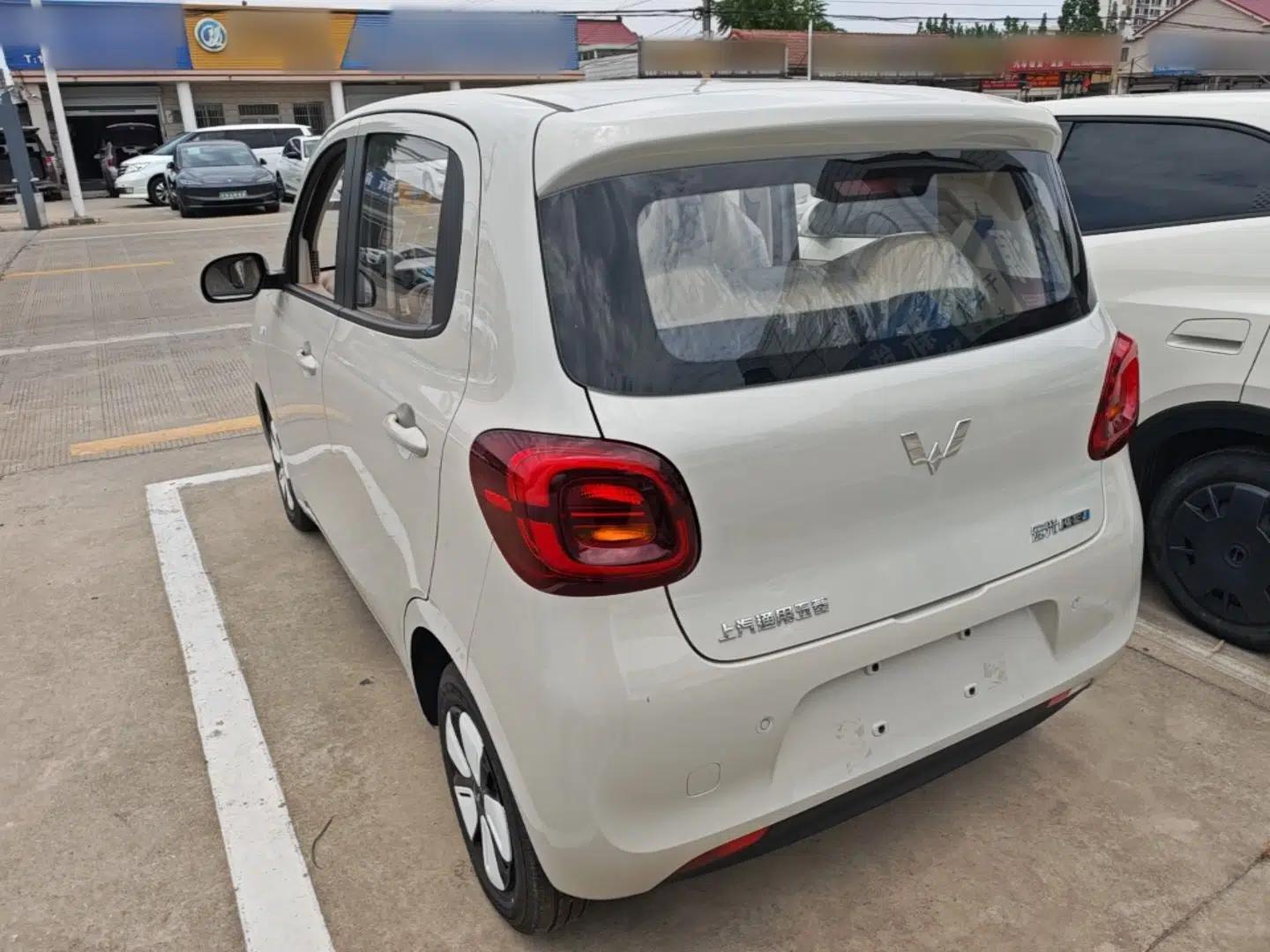 Wuling Hongguang MINIEV 2025 Four-Door Version Advanced Edition — миниатюра 4