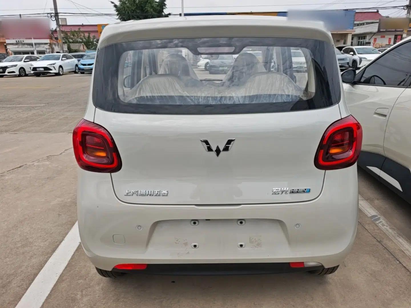 Wuling Hongguang MINIEV 2025 Four-Door Version Advanced Edition — миниатюра 5