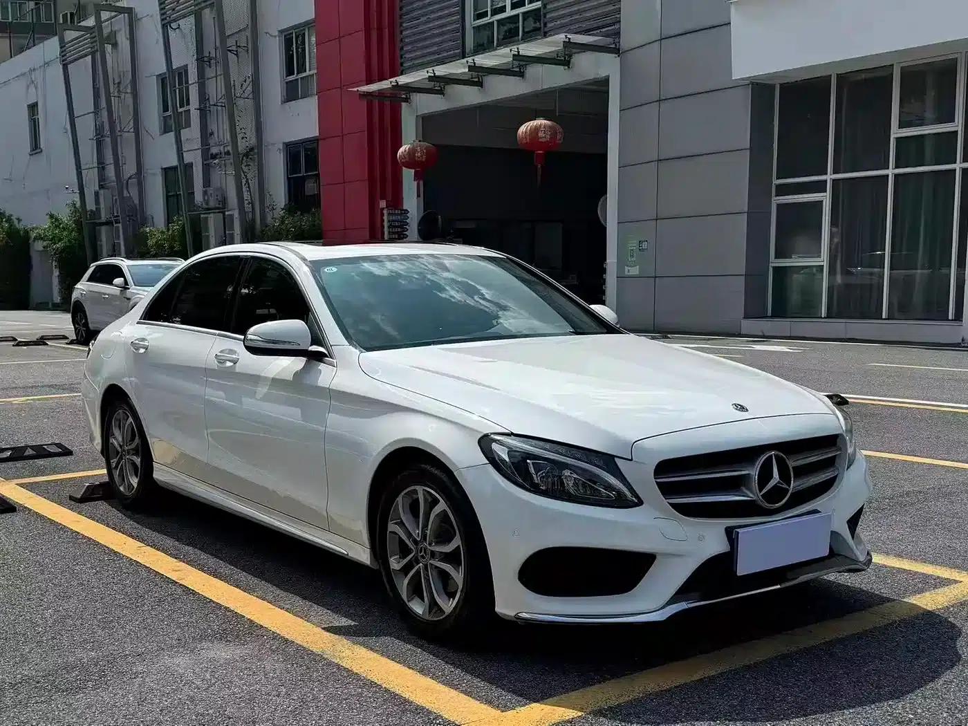 2018 Mercedes-Benz C-Class C 180 L Fashion Sport Edition — миниатюра 3