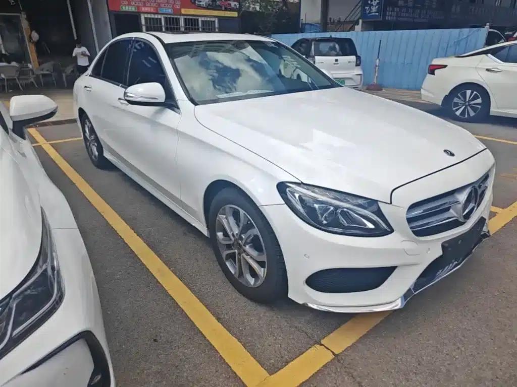 2017 Mercedes-Benz C-Class Facelift C 180 L Fashion Sport Edition — миниатюра 4
