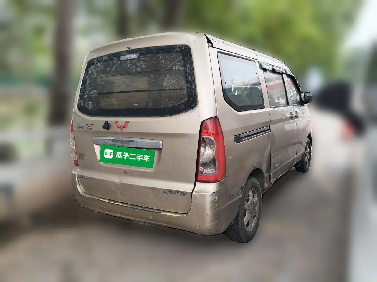 Wuling Rongguang 2014 1.5L S Standard Version — миниатюра 6