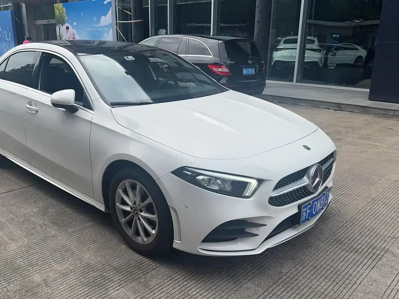 Mercedes-Benz A-Class 2020 Facelift A 200 L Sport Sedan Fashion Model — миниатюра 8