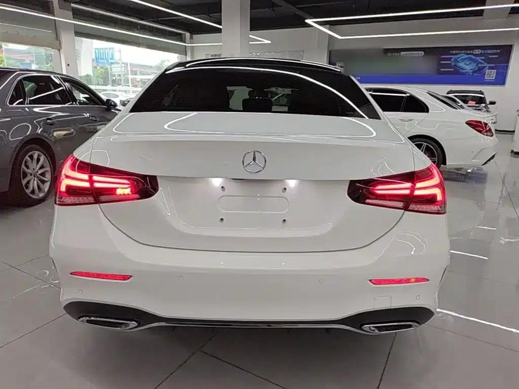 Mercedes-Benz A-Class 2021 A 200 L Sport Sedan Fashion Edition — миниатюра 6