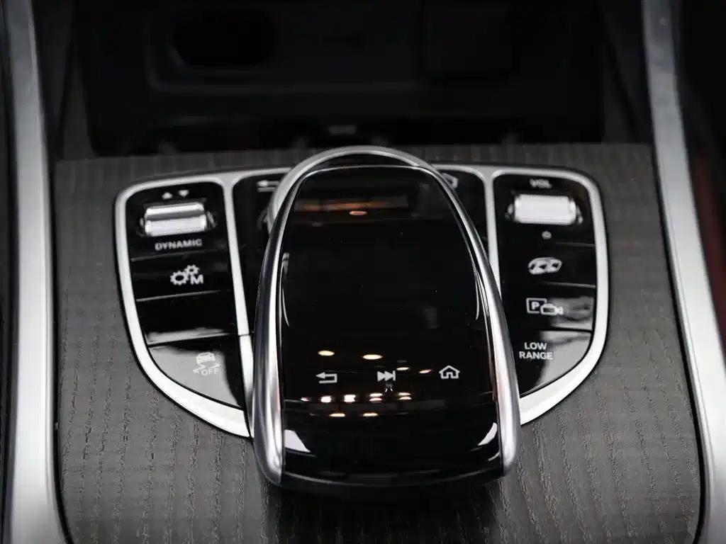 Mercedes-Benz G-Class 2024 G 500 Collector's Edition — миниатюра 19