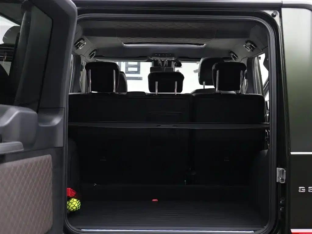 Mercedes-Benz G-Class 2024 G 500 Collector's Edition — миниатюра 10