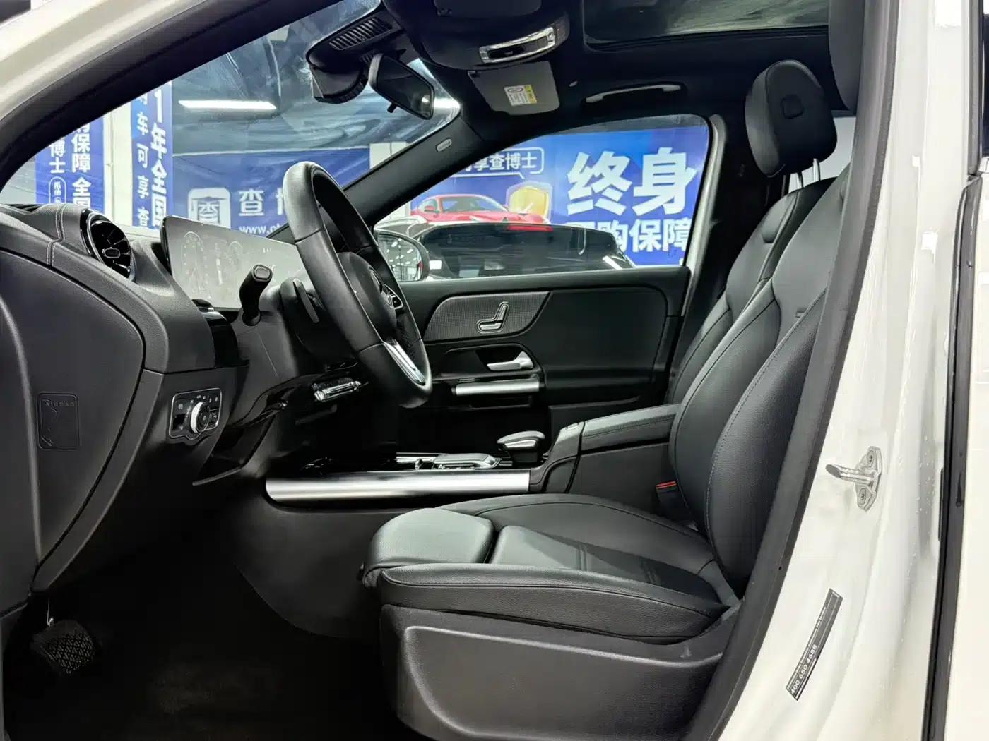 2022 Mercedes-Benz GLA 180 — миниатюра 16