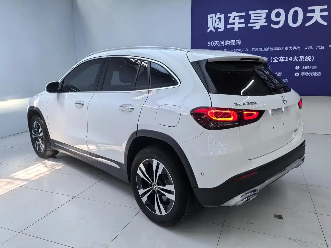2023 Mercedes-Benz GLA 220 — миниатюра 17