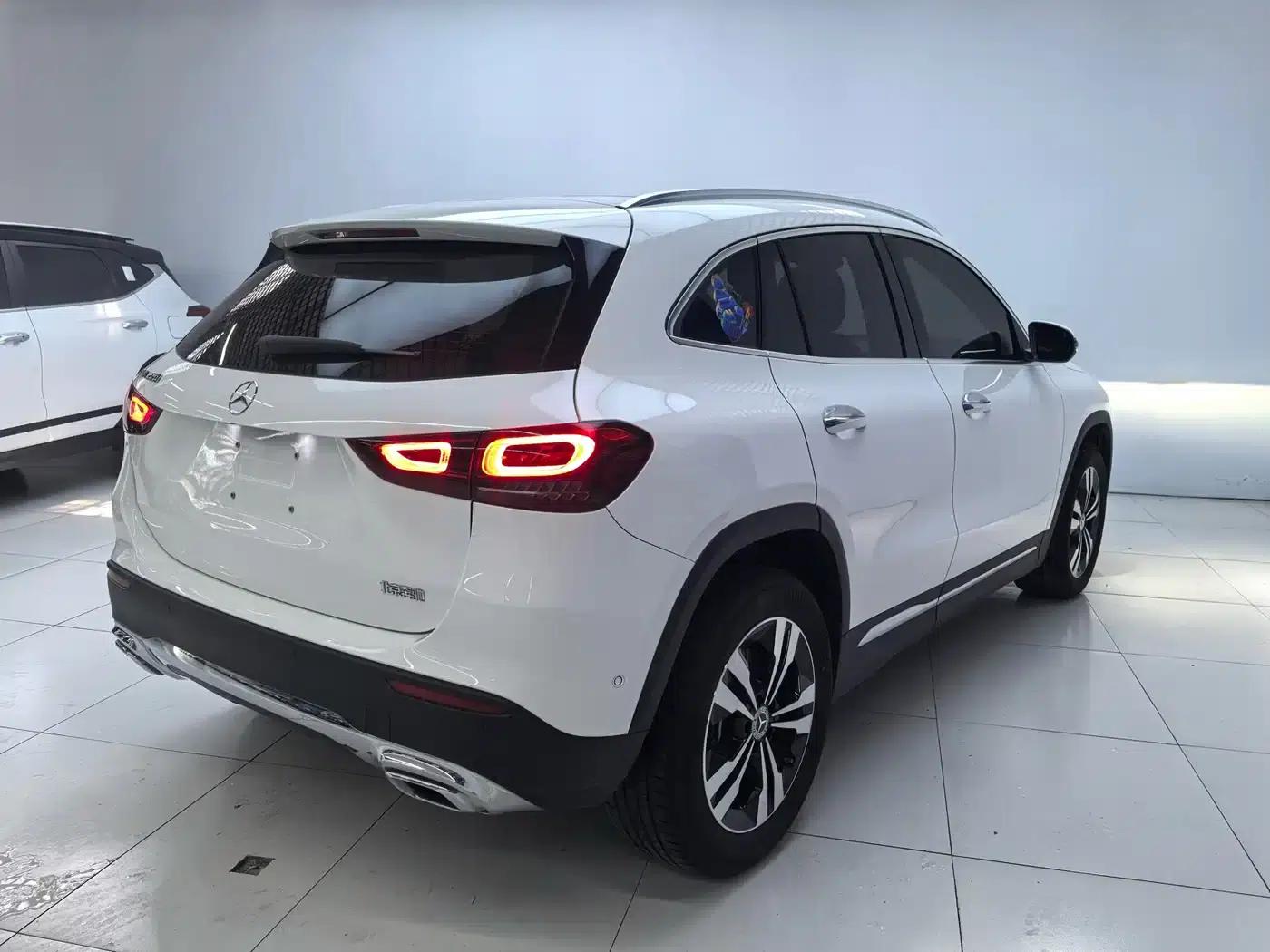 2023 Mercedes-Benz GLA 220 — миниатюра 19