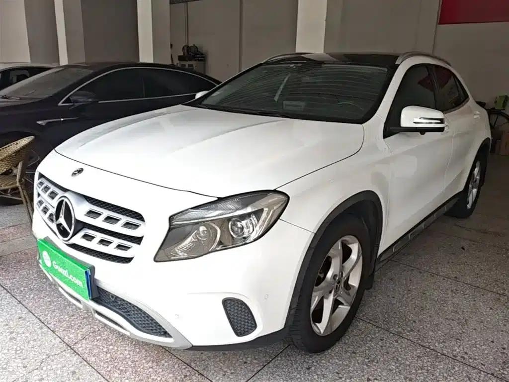 2018 Mercedes-Benz GLA 200 Dynamic — миниатюра 1