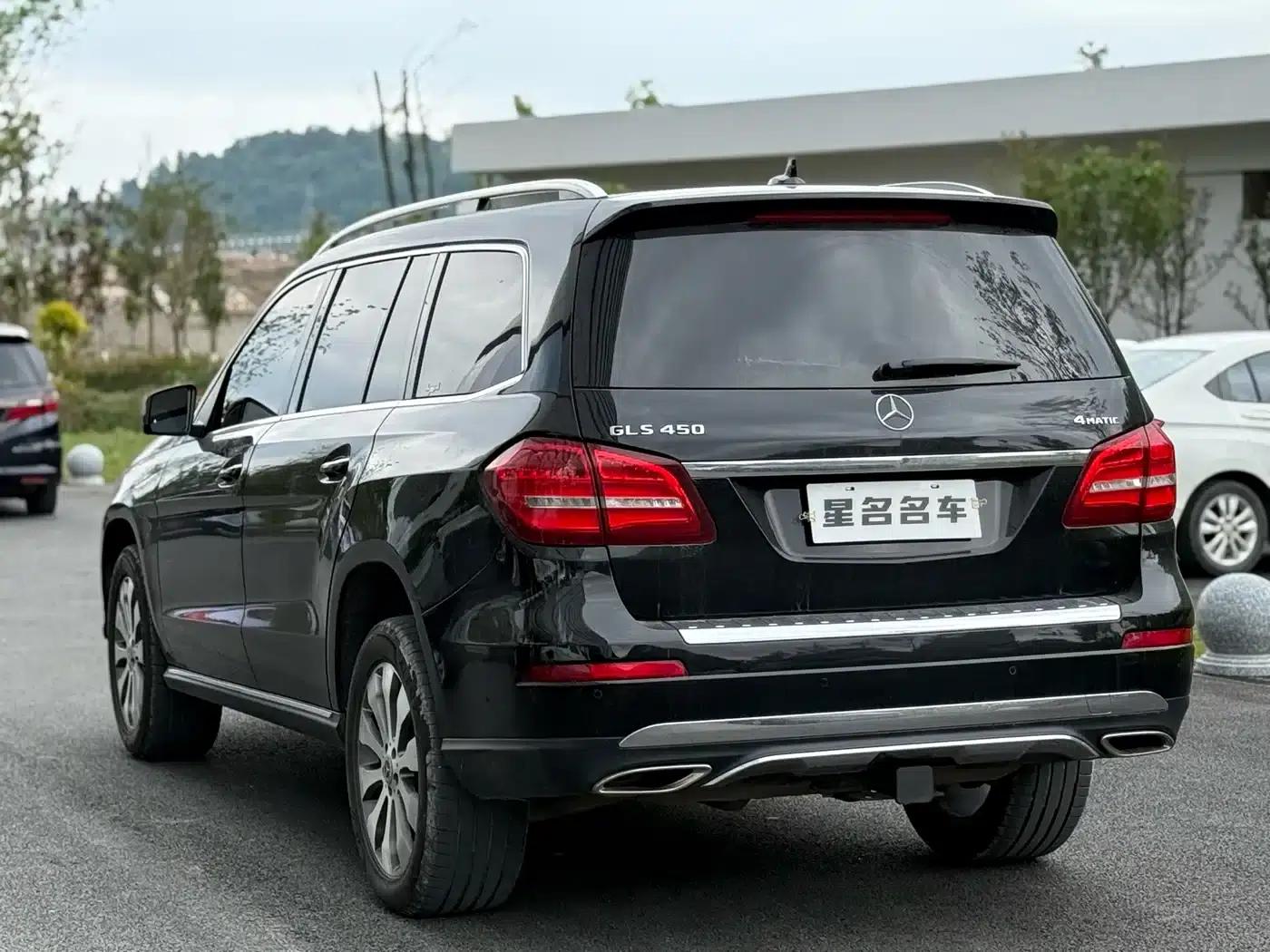 2017 Mercedes-Benz GLS 450 US Spec — миниатюра 12