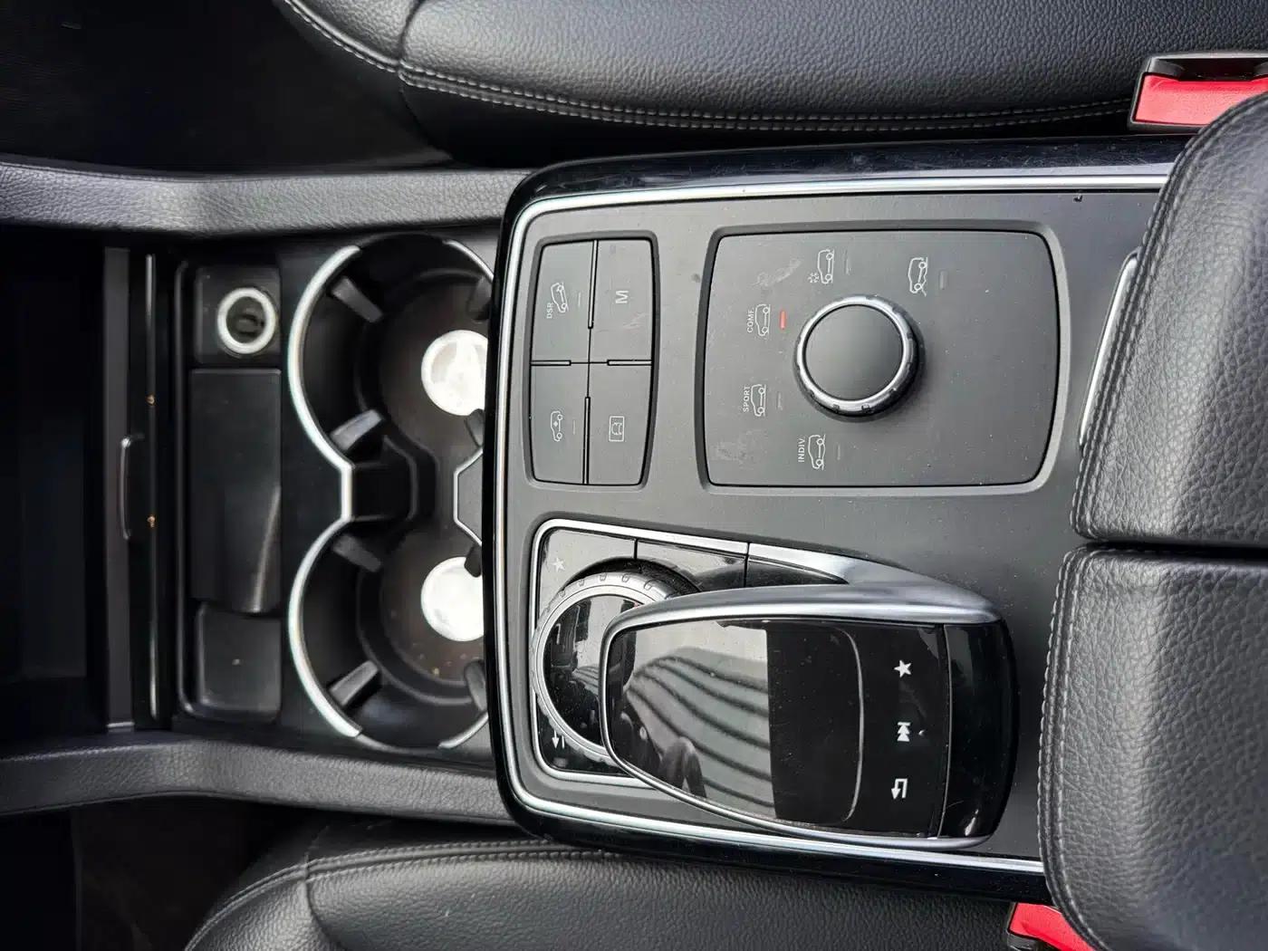 2017 Mercedes-Benz GLS 450 US Spec — миниатюра 14