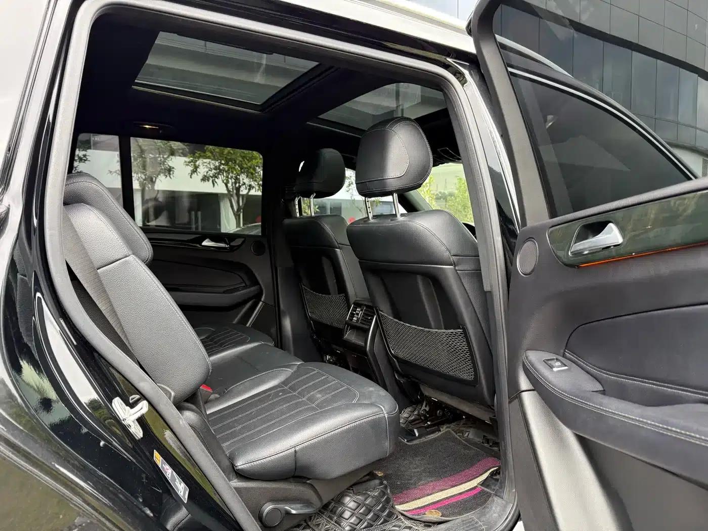 2017 Mercedes-Benz GLS 450 US Spec — миниатюра 5