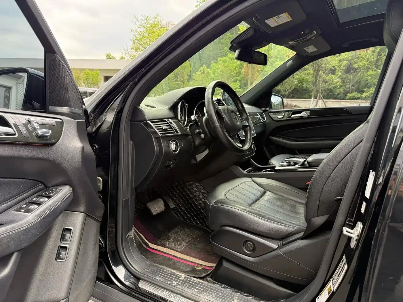 2017 Mercedes-Benz GLS 450 US Spec — миниатюра 8