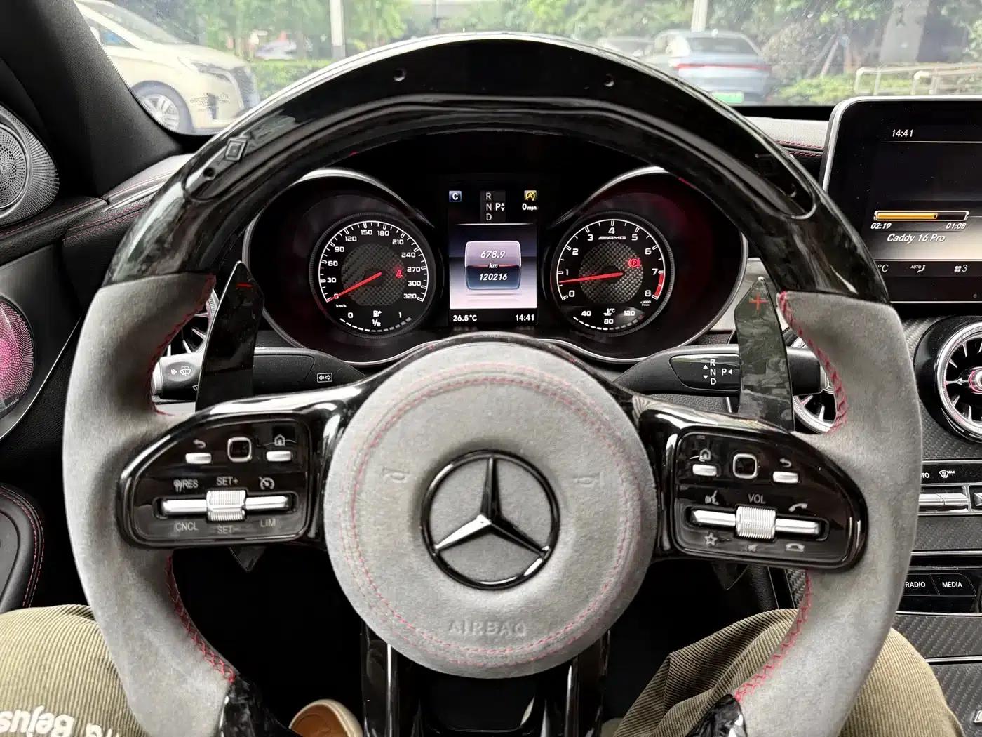 2015 Mercedes-Benz C-Class AMG C 63 — миниатюра 12