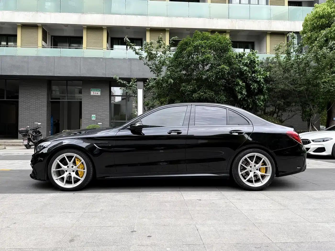 2015 Mercedes-Benz C-Class AMG C 63 — миниатюра 4