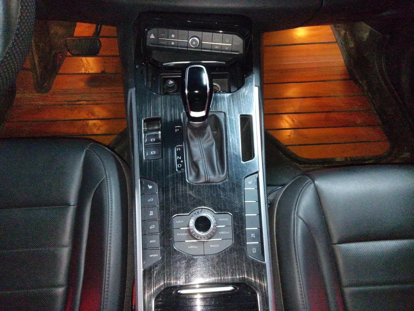 Wey VV7 2017 2.0T Ultra-Luxury Version — миниатюра 14