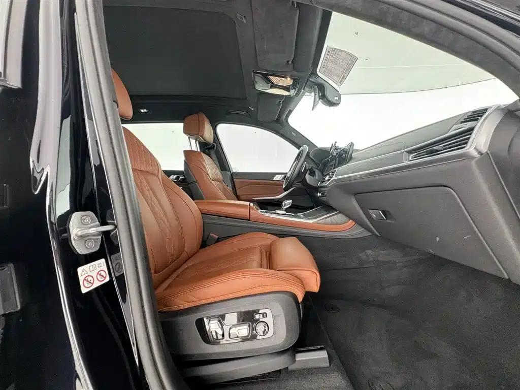 BMW X7 2020 xDrive40i Luxury Package — миниатюра 19