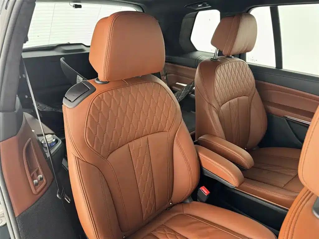 BMW X7 2020 xDrive40i Luxury Package — миниатюра 27