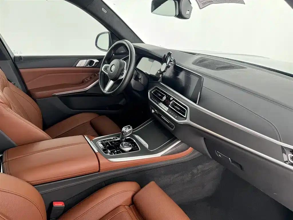 BMW X7 2020 xDrive40i Luxury Package — миниатюра 29