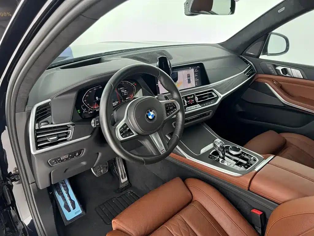 BMW X7 2020 xDrive40i Luxury Package — миниатюра 6