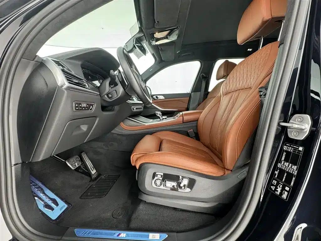 BMW X7 2020 xDrive40i Luxury Package — миниатюра 10