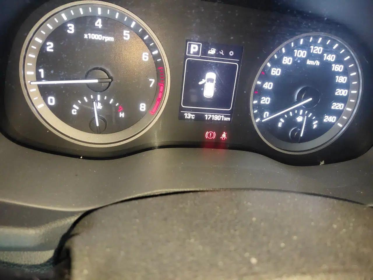 Hyundai Tucson 2015 1.6T Dual-Clutch Two-Wheel-Drive Smart Model — миниатюра 12
