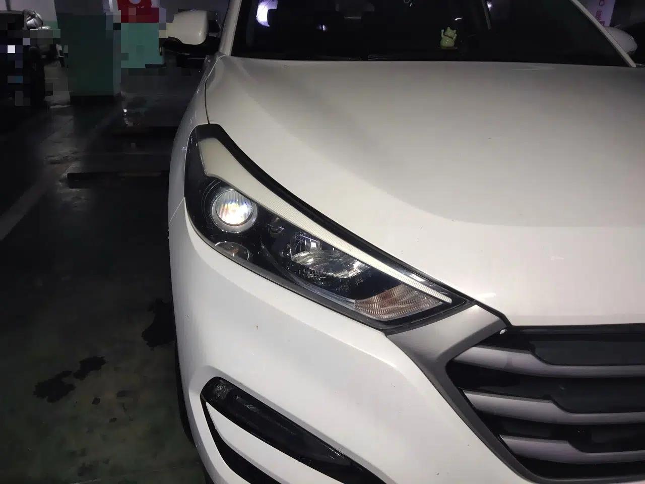 Hyundai Tucson 2015 1.6T Dual-Clutch Two-Wheel-Drive Smart Model — миниатюра 7