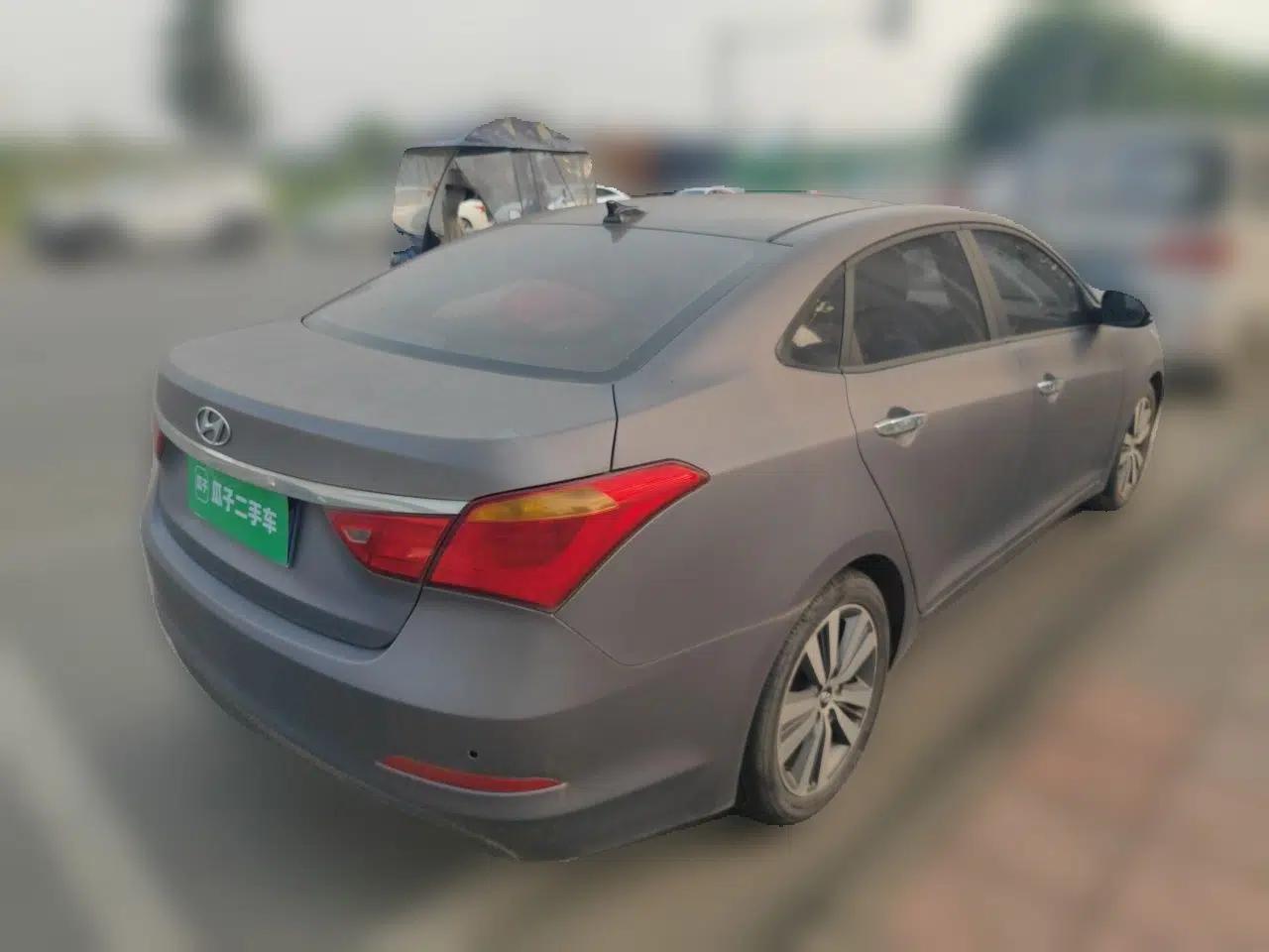 Hyundai Mistra 2016 1.8L Automatic Smart GLS — миниатюра 6