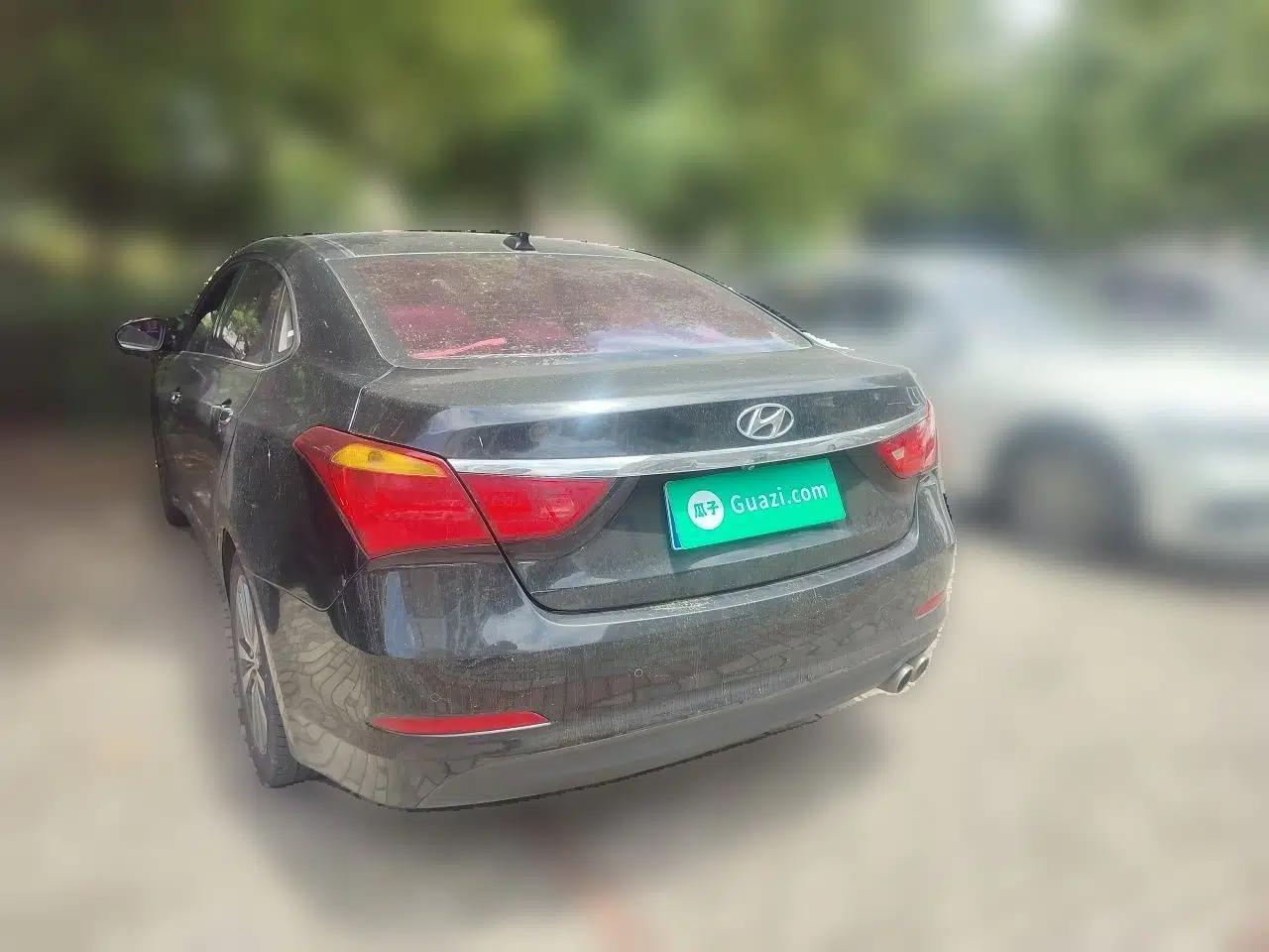 Hyundai Mistra 2016 1.8L Automatic Deluxe DLX Model — миниатюра 4