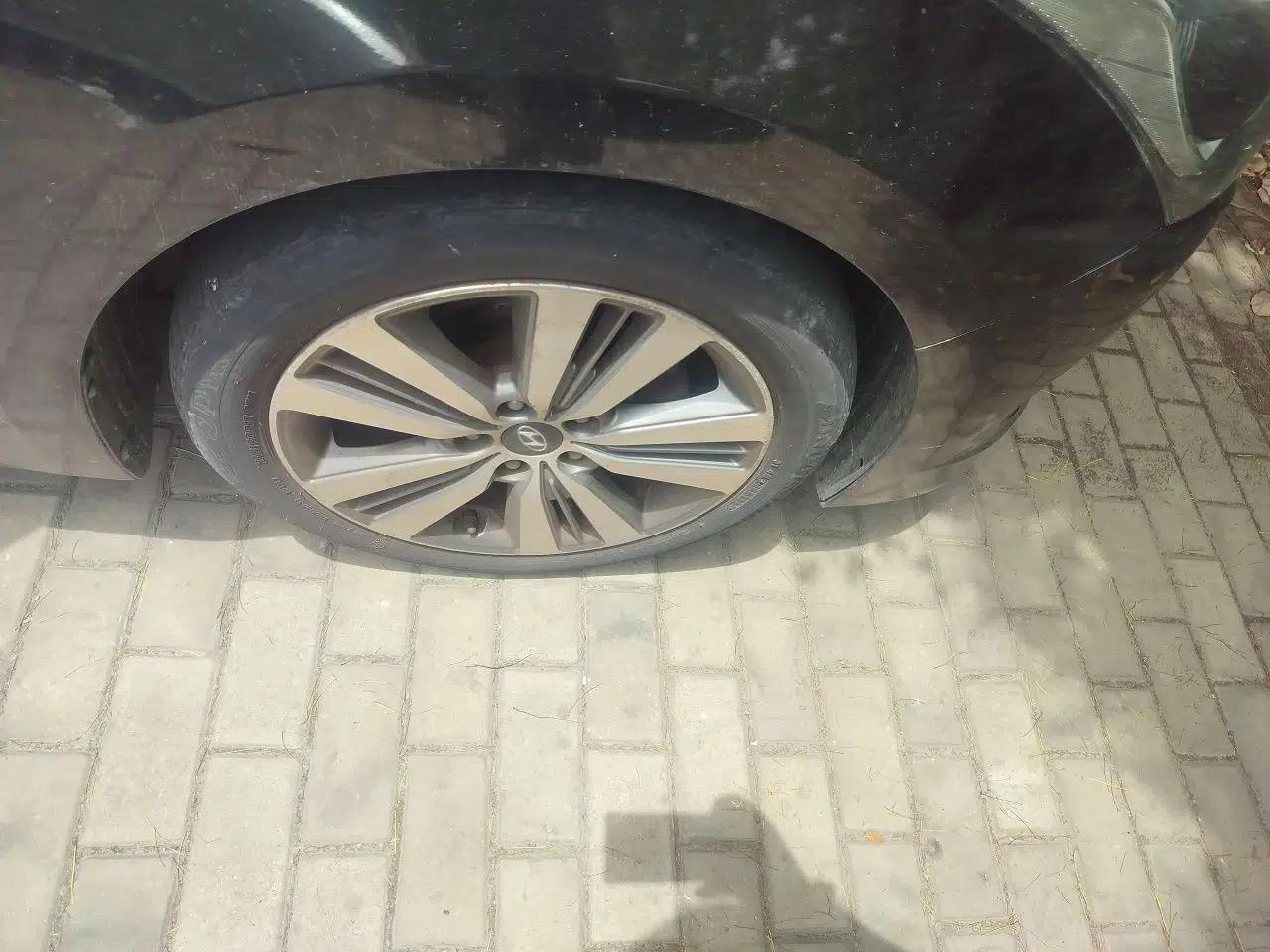 Hyundai Mistra 2016 1.8L Automatic Deluxe DLX Model — миниатюра 8