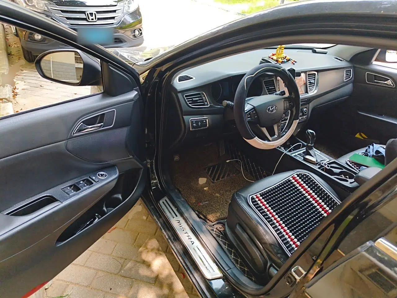 Hyundai Mistra 2014 1.8L Automatic Smart GLS — миниатюра 16