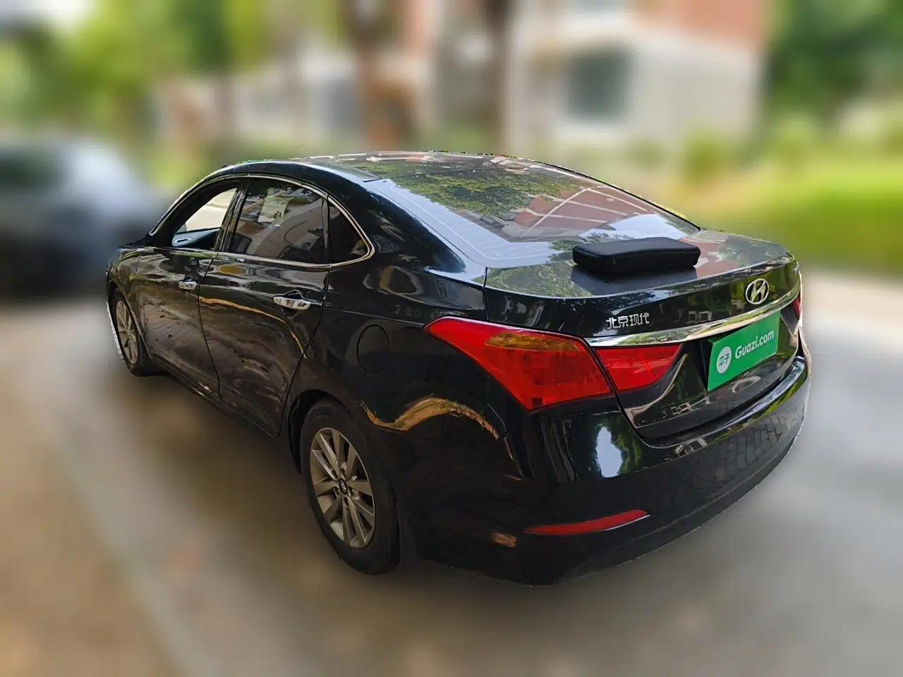 Hyundai Mistra 2014 1.8L Automatic Smart GLS — миниатюра 4