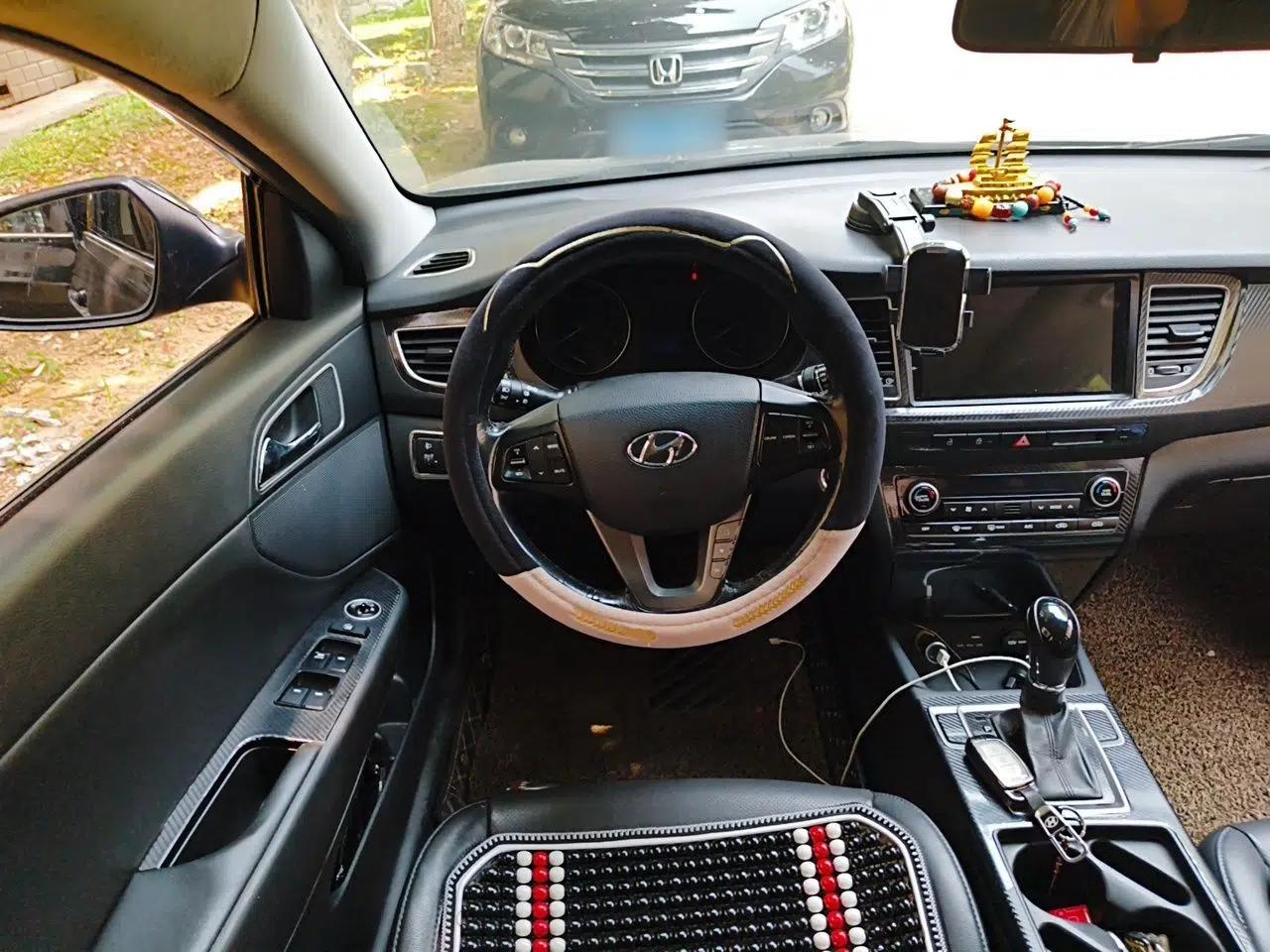 Hyundai Mistra 2014 1.8L Automatic Smart GLS — миниатюра 10