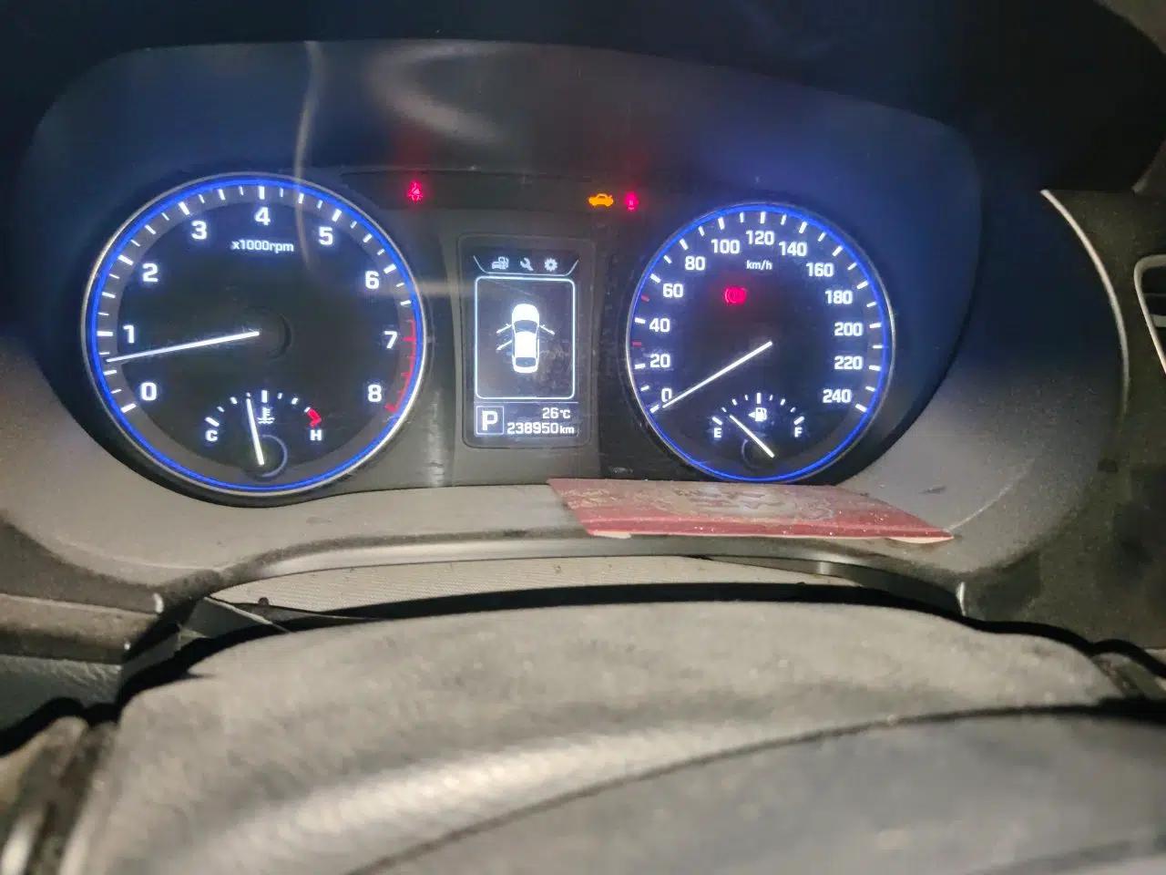 Hyundai Mistra 2014 1.8L Automatic Comfort Model GL — миниатюра 12