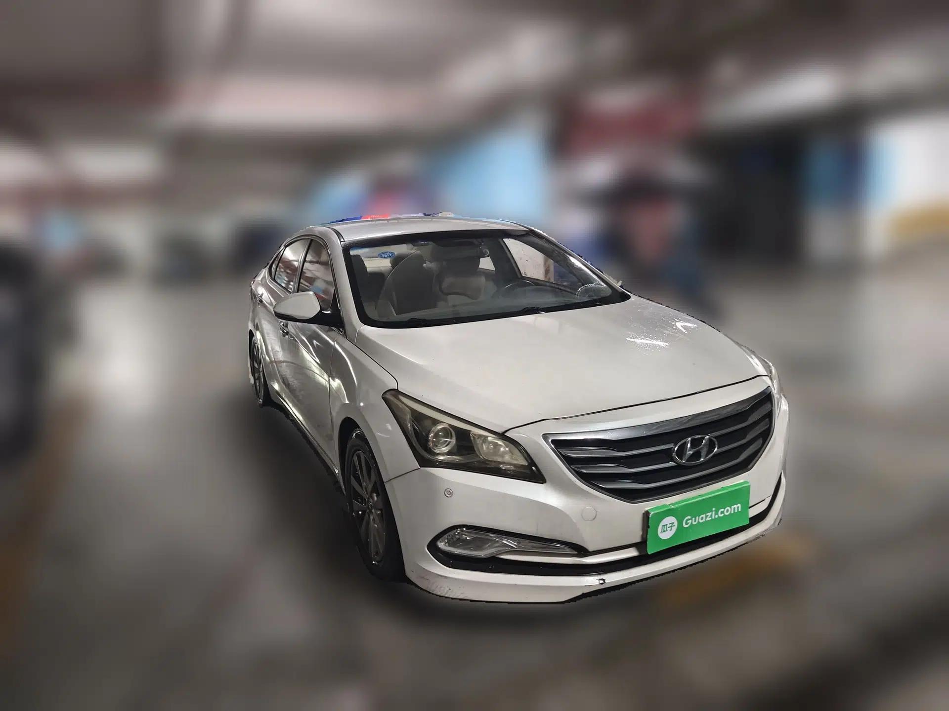 Hyundai Mistra 2014 1.8L Automatic Comfort Model GL — миниатюра 3