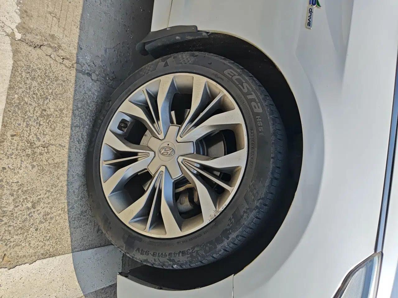 Hyundai Sonata 2015 1.6T GLX Advanced Model — миниатюра 8