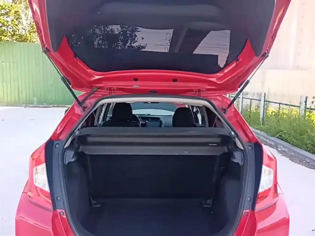 Honda Fit 2014 1.5L LX CVT Comfort — миниатюра 19