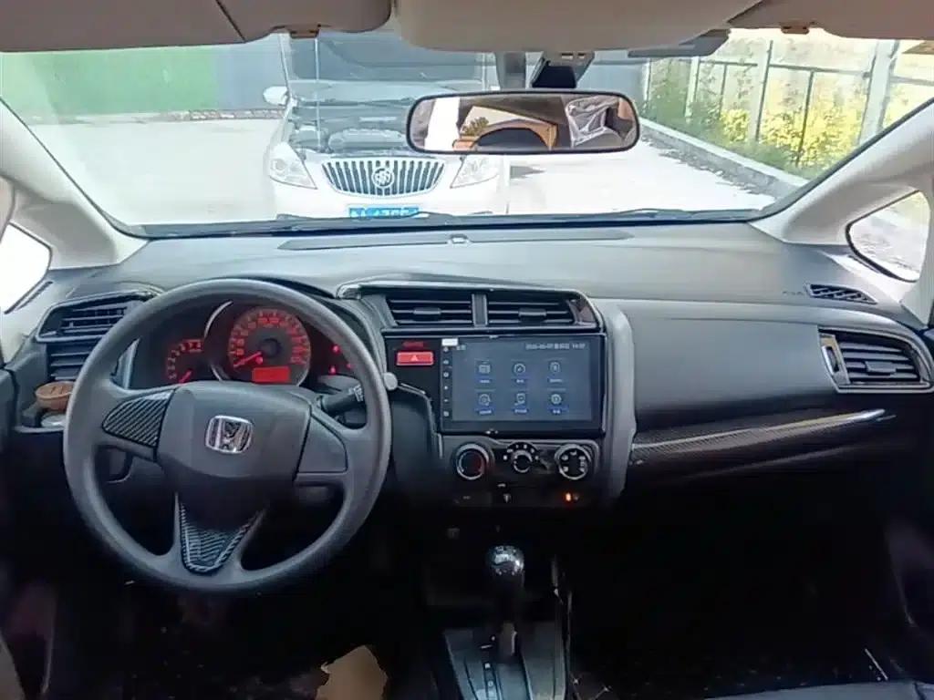 Honda Fit 2014 1.5L LX CVT Comfort — миниатюра 10
