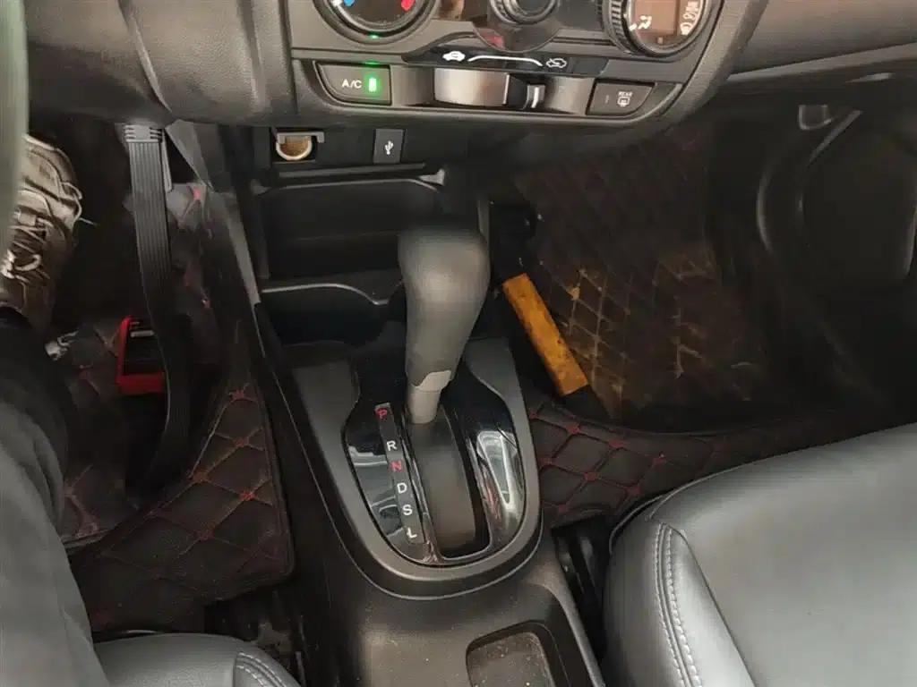 Honda Fit 2018 1.5L CVT Comfort Edition — миниатюра 14