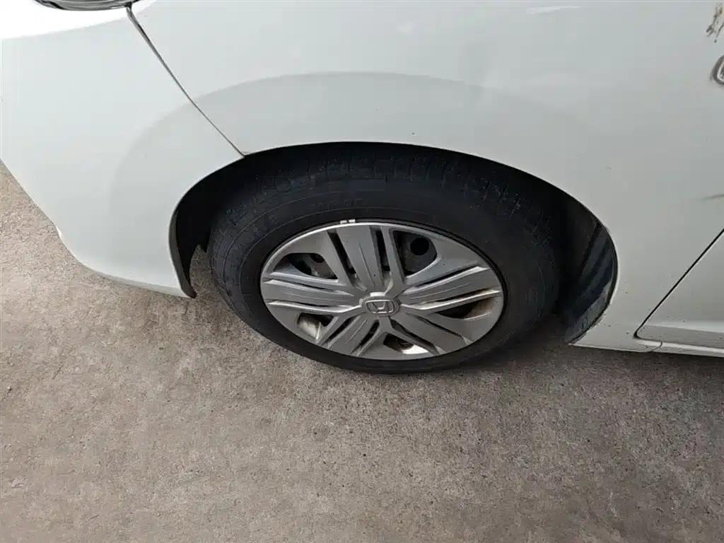 Honda Fit 2018 1.5L CVT Comfort Edition — миниатюра 23