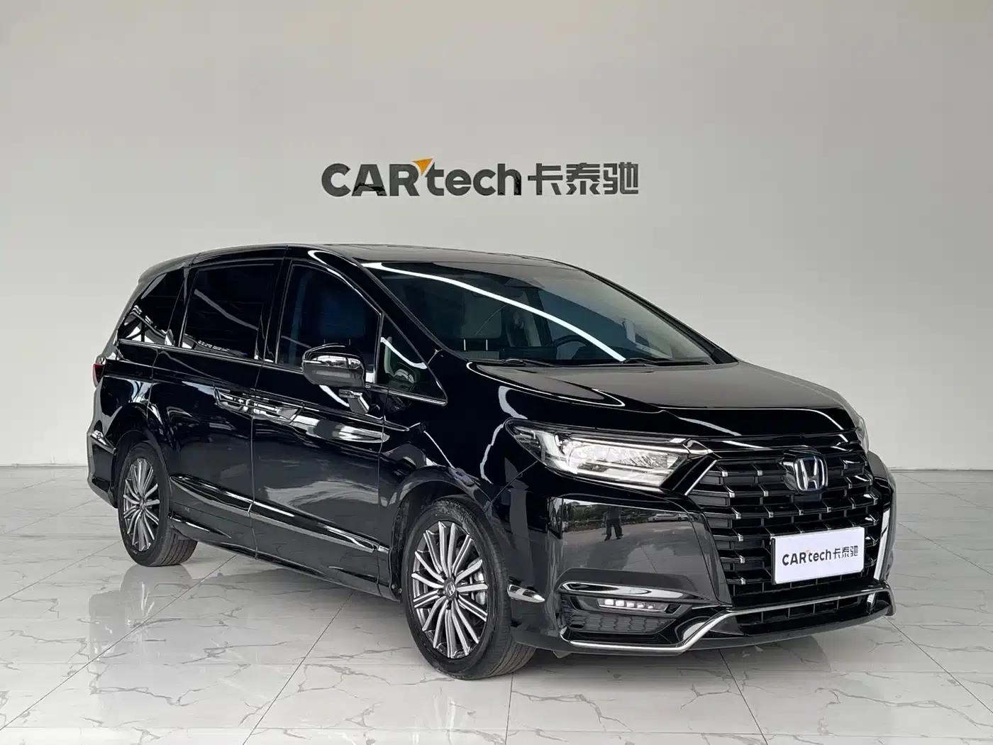 Elysion 2024 2.0L e:HEV Luxury Edition — миниатюра 3