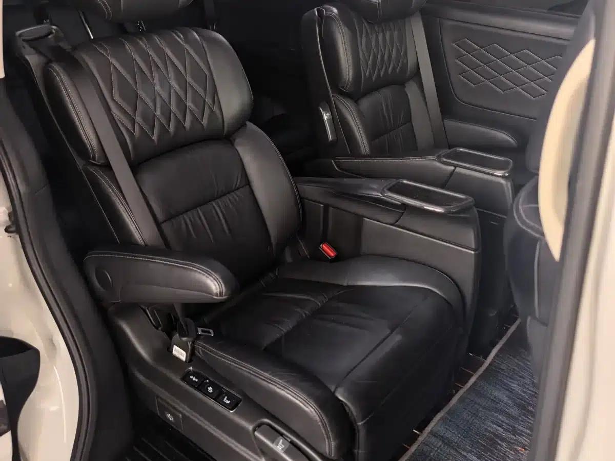 Elysion 2019 2.0L Hybrid Luxury Edition — миниатюра 4