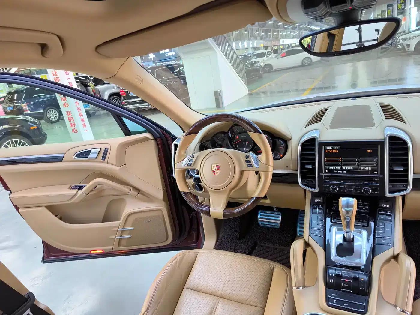 Cayenne 2011 Cayenne 3.0T — миниатюра 18