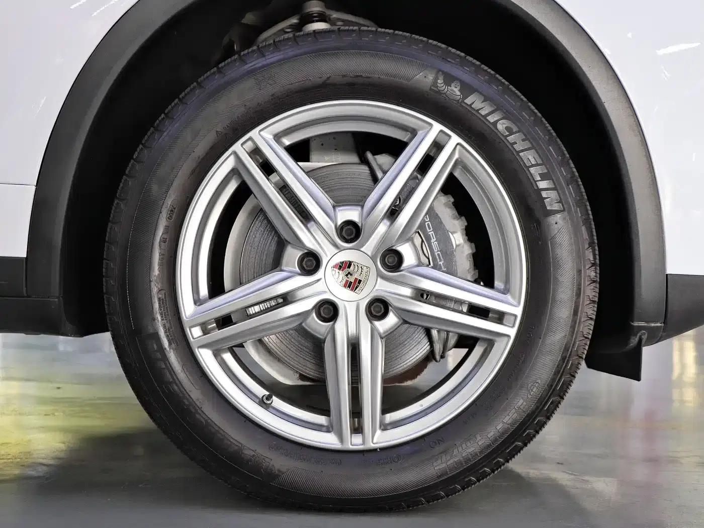 Cayenne 2011 Cayenne 3.0T — миниатюра 38