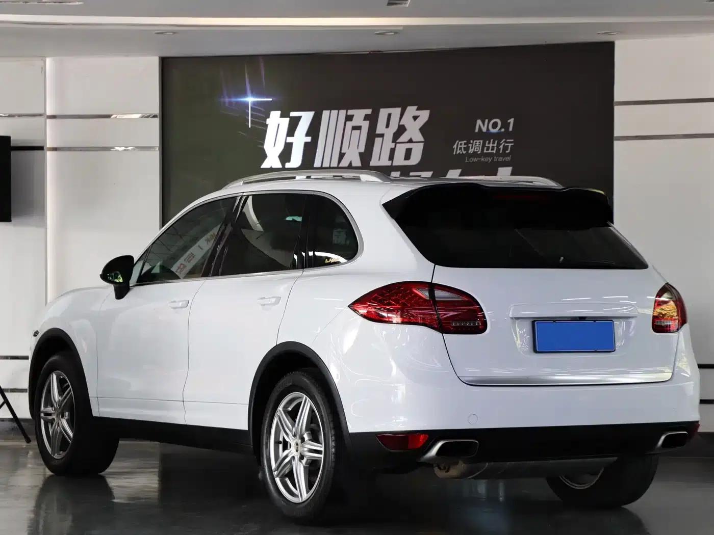Cayenne 2011 Cayenne 3.0T — миниатюра 5