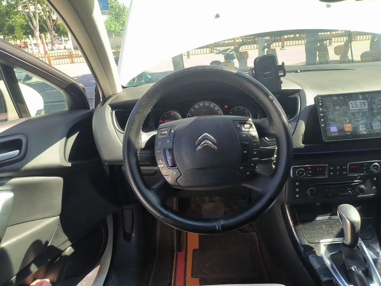 Citroen C5 2013 2.0L Automatic Luxury Model — миниатюра 10
