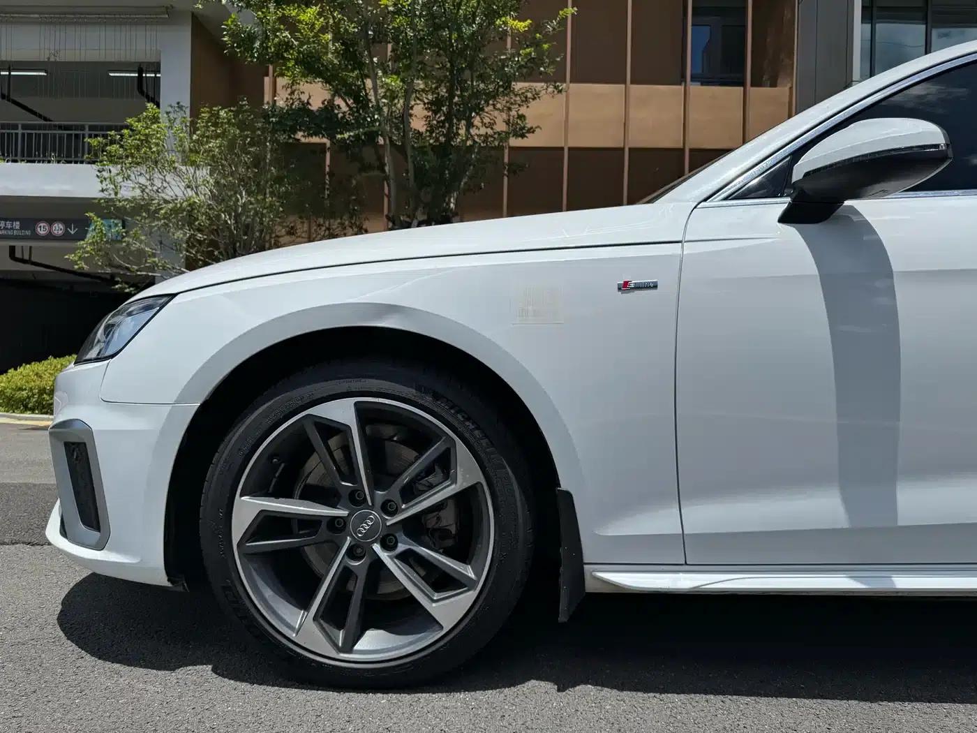Audi A4L 2020 40 TFSI Fashion Dynamic Edition — миниатюра 4