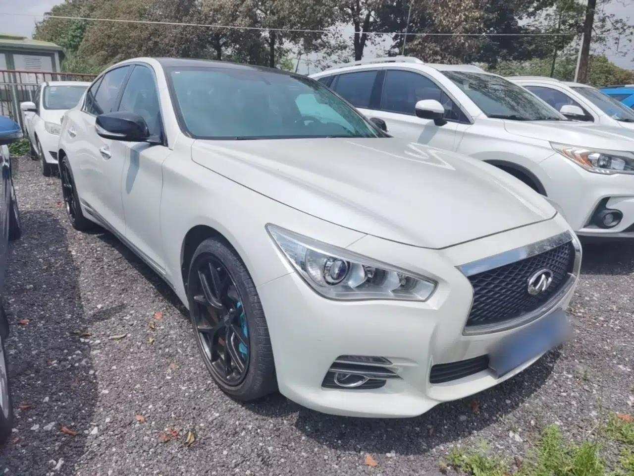 Infiniti Q50L 2016 2.0T Comfort Edition — миниатюра 3