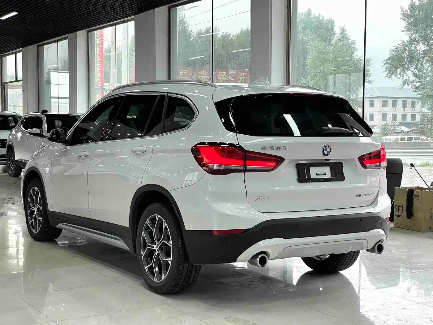 BMW X1 2022 sDrive20Li Fashion Edition — миниатюра 4