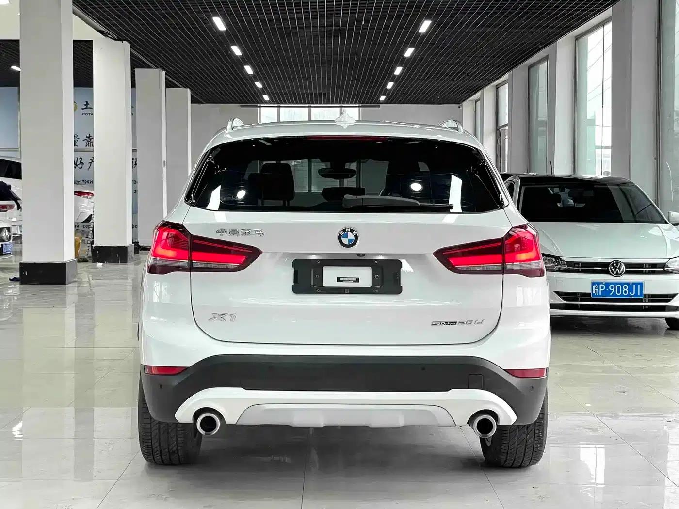 BMW X1 2022 sDrive20Li Fashion Edition — миниатюра 5